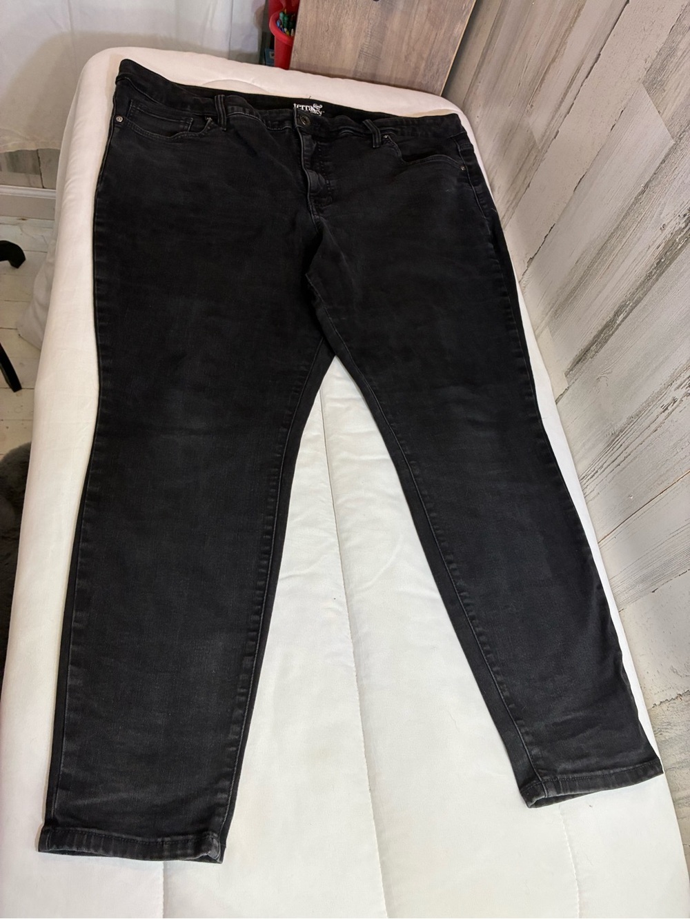 Terra & Sky Black Skinny Jeans Women’s Sz 20W petite